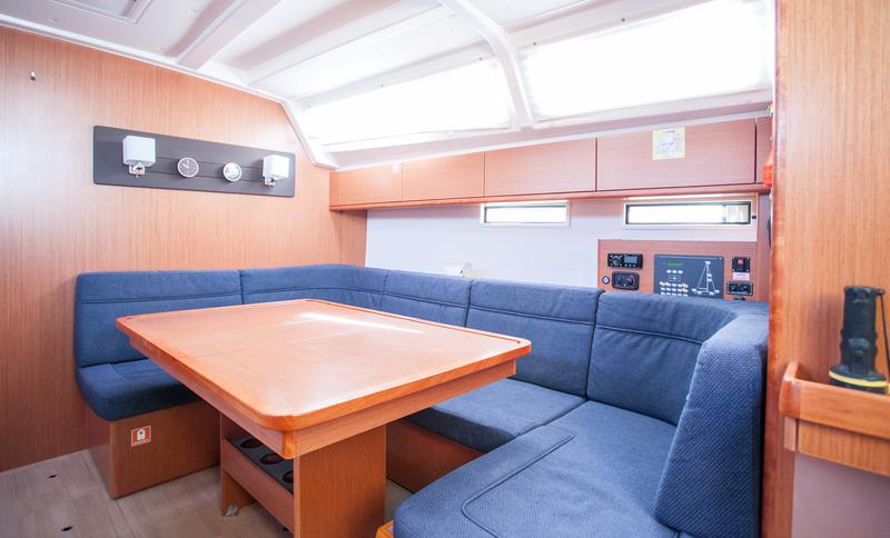 Book yachts online - sailboat - Bavaria Cruiser 46 - Set Point - rent