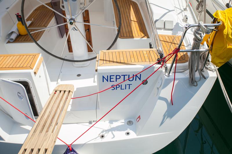 Book yachts online - sailboat - Hanse 355 - Neptun - rent
