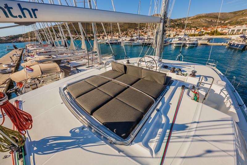 Book yachts online - catamaran - Lagoon 50 Fly - SUMMER STAR  - rent