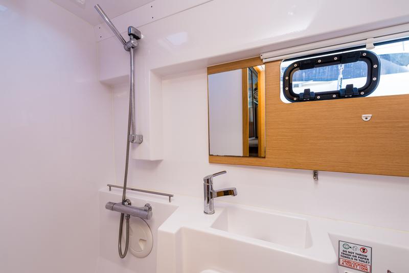 Book yachts online - catamaran - Nautitech Open 40 - BLUE POINT - rent
