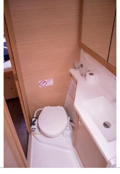 Book yachts online - catamaran - Lagoon 450 Fly - SUNSHINE I - rent