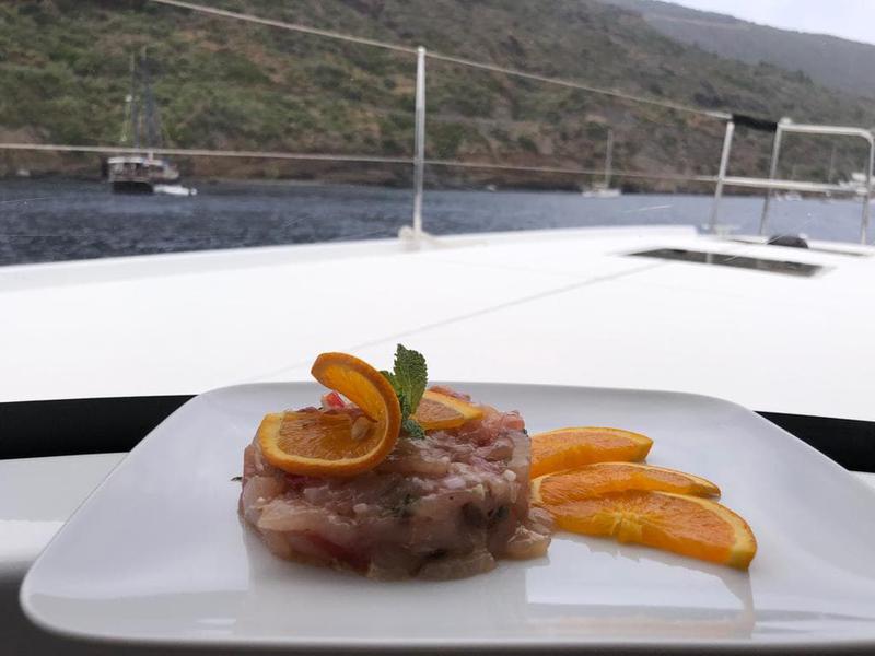 Book yachts online - catamaran - Lagoon 50 - OHANA - rent