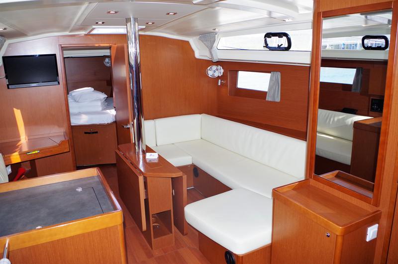 Book yachts online - sailboat - Oceanis 41.1 - 4Play - rent