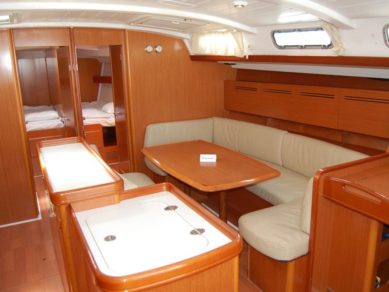 Book yachts online - sailboat - Cyclades 50.5 - Papalina - rent