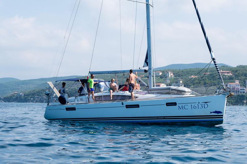 Book yachts online - sailboat - Sun Odyssey 42 DS - BALTIX - rent