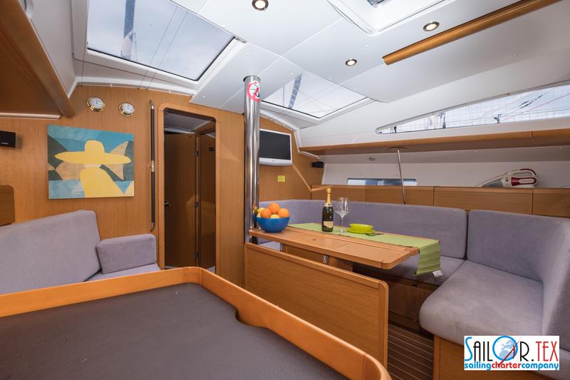 Book yachts online - sailboat - Sun Odyssey 42 DS - BALTIX - rent