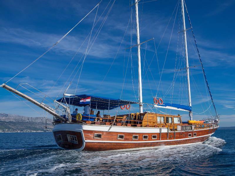 Book yachts online - other - Gulet - Atalanta - rent