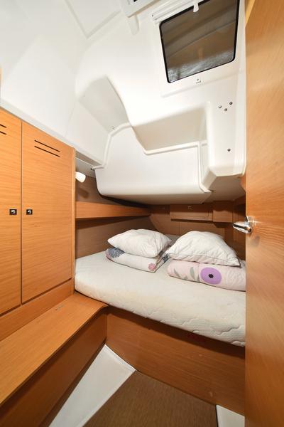 Book yachts online - sailboat - Dufour 382 - Sunset - rent