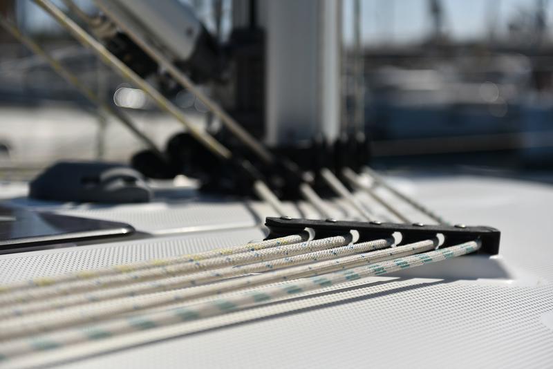 Book yachts online - sailboat - Bavaria 37 - Viviana - rent