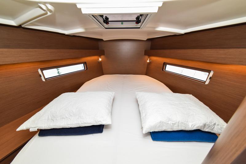 Book yachts online - sailboat - Oceanis 40.1 - EYLIN - rent