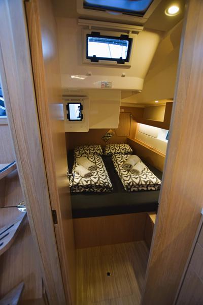 Book yachts online - sailboat - Bavaria C45 Style - Aria - rent