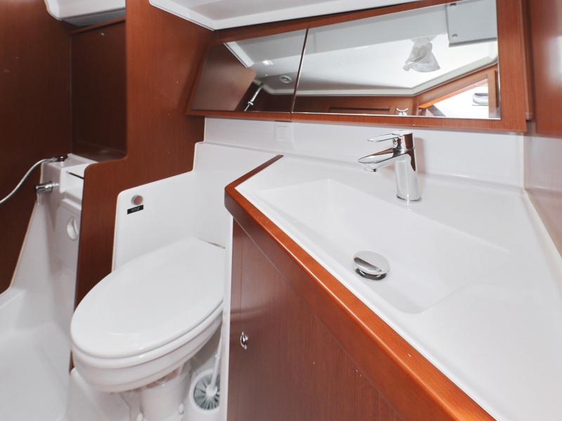 Book yachts online - sailboat - Oceanis 41.1 - SEVEN  - rent