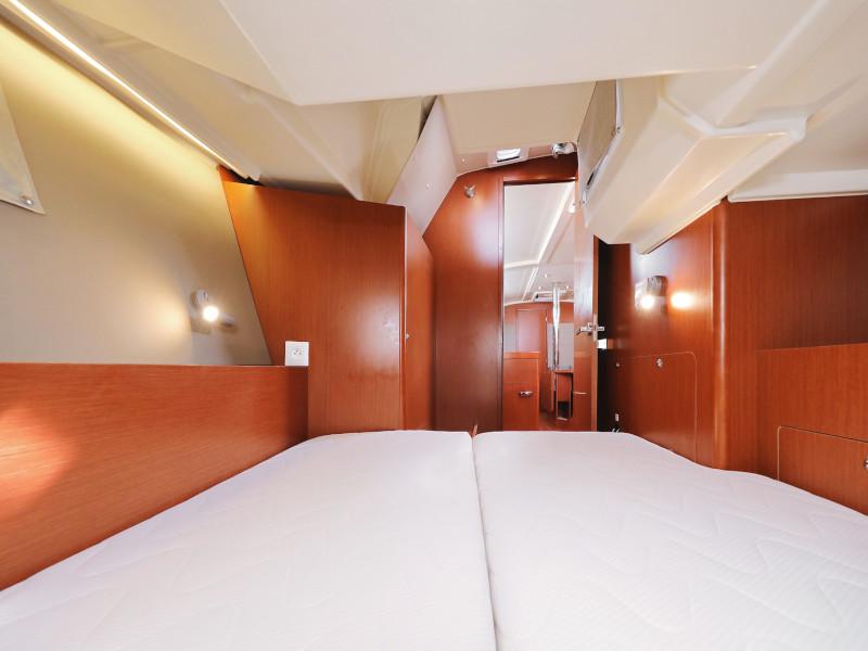 Book yachts online - sailboat - Oceanis 41.1 - SEVEN  - rent