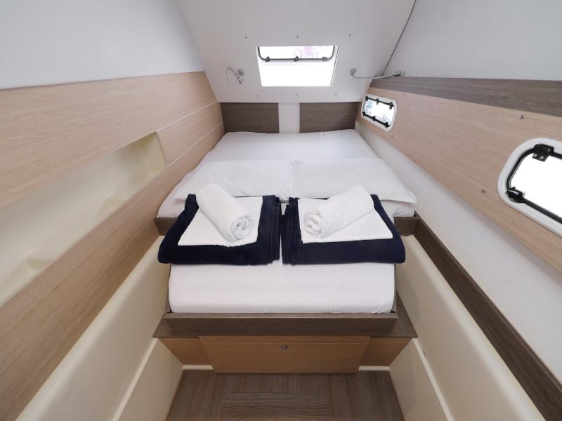 Book yachts online - catamaran - Bali 4.0.. - SO FAR SO GOOD - rent