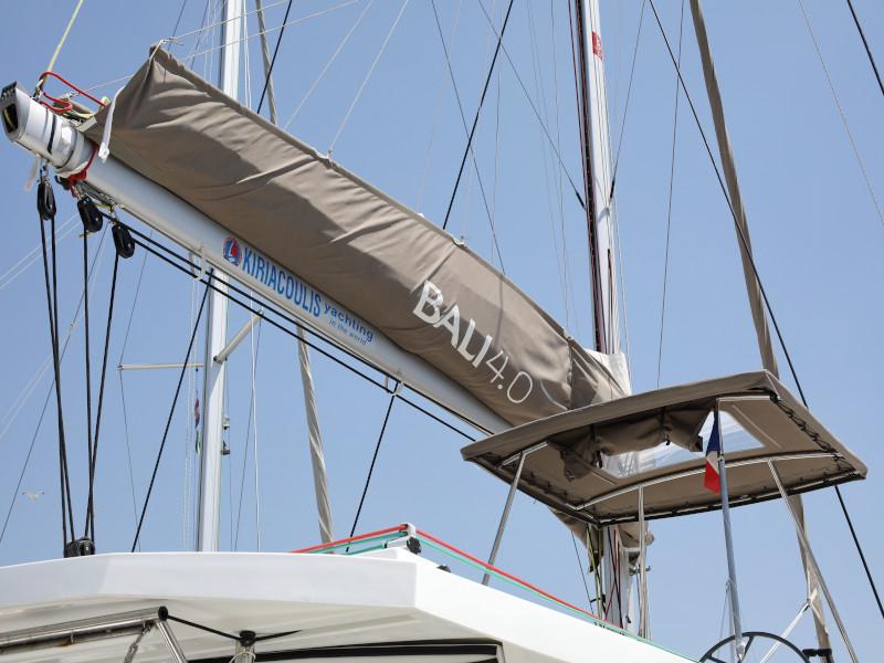 Book yachts online - catamaran - Bali 4.0.. - SO FAR SO GOOD - rent