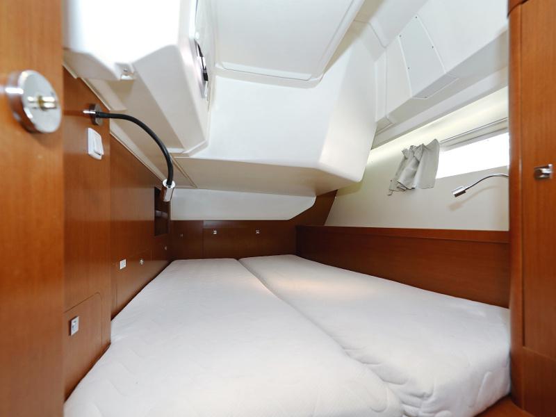 Book yachts online - sailboat - Oceanis 41 - Hope  - rent