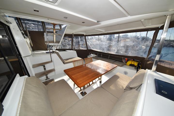 Book yachts online - catamaran - Lucia 40 - Floreanne - rent