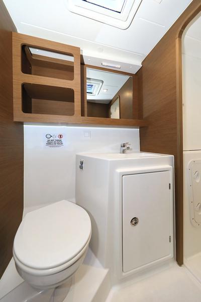 Book yachts online - catamaran - Lagoon 42 - Fleur de Sel - rent
