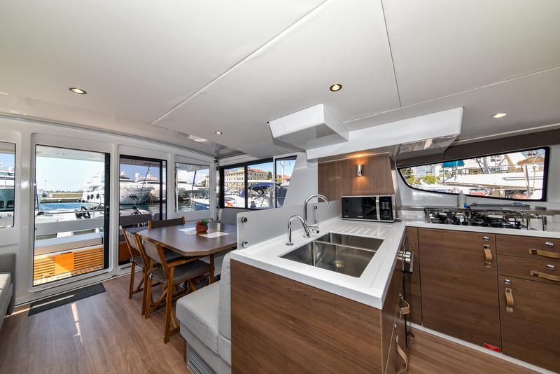 Book yachts online - catamaran - Bali 4.6 - JAKO 1 - rent