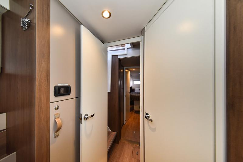 Book yachts online - catamaran - Bali 4.6 - JAKO 1 - rent