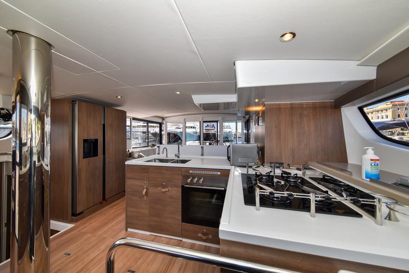 Book yachts online - catamaran - Bali 4.6 - JAKO 1 - rent
