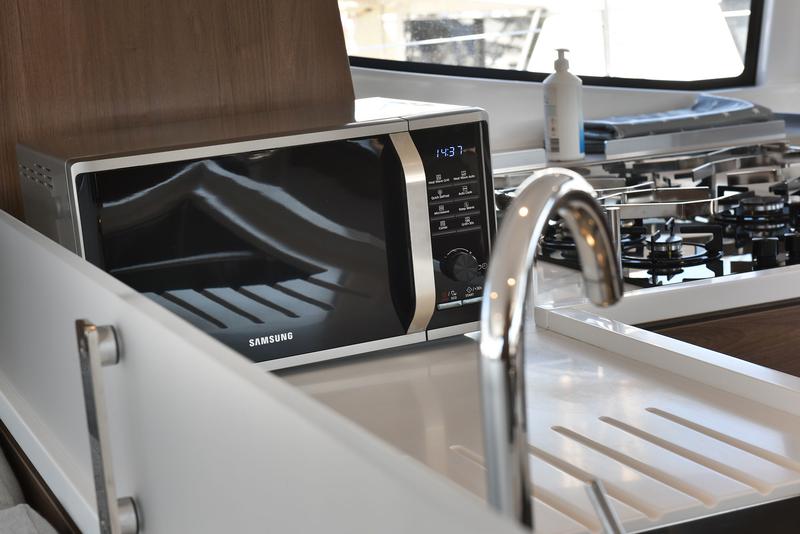 Book yachts online - catamaran - Bali 4.6 - JAKO 1 - rent
