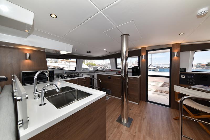 Book yachts online - catamaran - Bali 4.6 - JAKO 1 - rent