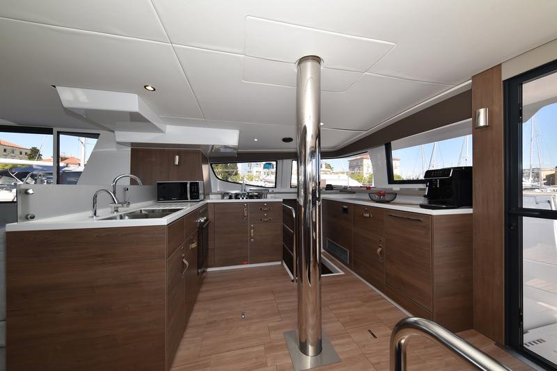 Book yachts online - catamaran - Bali 4.6 - JAKO 1 - rent