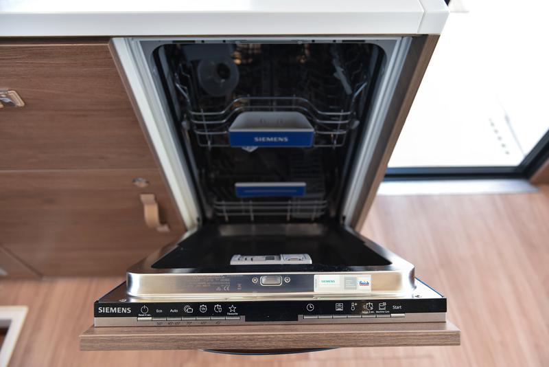 Book yachts online - catamaran - Bali 4.6 - JAKO 1 - rent