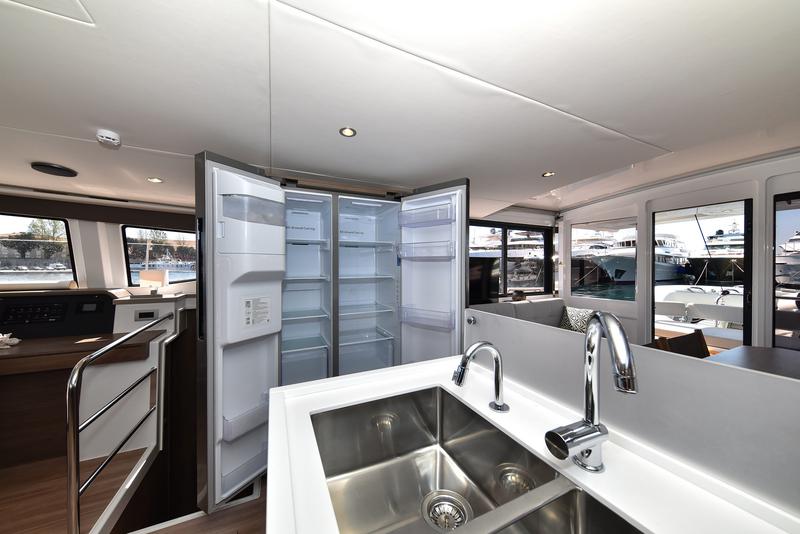 Book yachts online - catamaran - Bali 4.6 - JAKO 1 - rent
