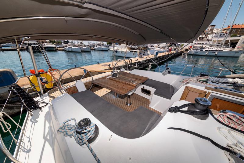 Book yachts online - sailboat - Bavaria Cruiser 46 - Baligot - rent