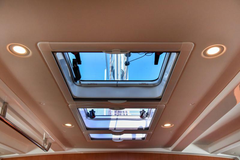 Book yachts online - sailboat - Bavaria Cruiser 46 - Baligot - rent
