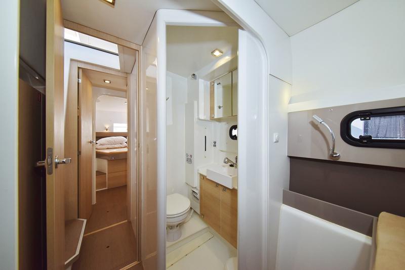 Book yachts online - catamaran - Bali 4.1 - Alinator III - rent