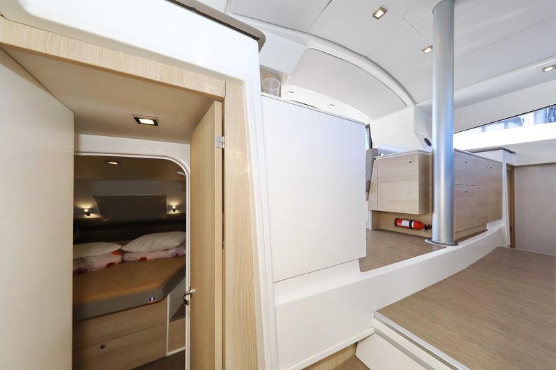 Book yachts online - catamaran - Bali 4.1 - Alinator III - rent