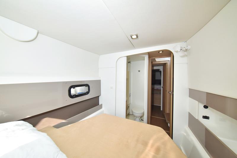 Book yachts online - catamaran - Bali 4.1 - Alinator III - rent
