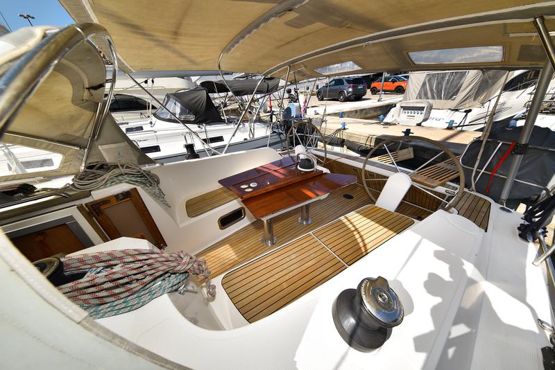 Book yachts online - sailboat - Bavaria Cruiser 41 - CHILL BILL - rent