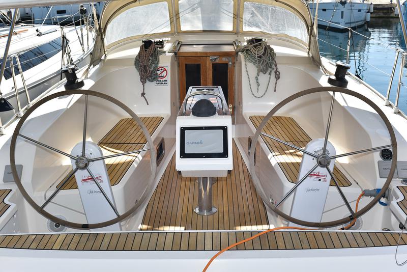 Book yachts online - sailboat - Bavaria Cruiser 41 - CHILL BILL - rent