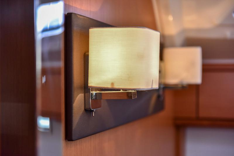 Book yachts online - sailboat - Bavaria Cruiser 41 - CHILL BILL - rent