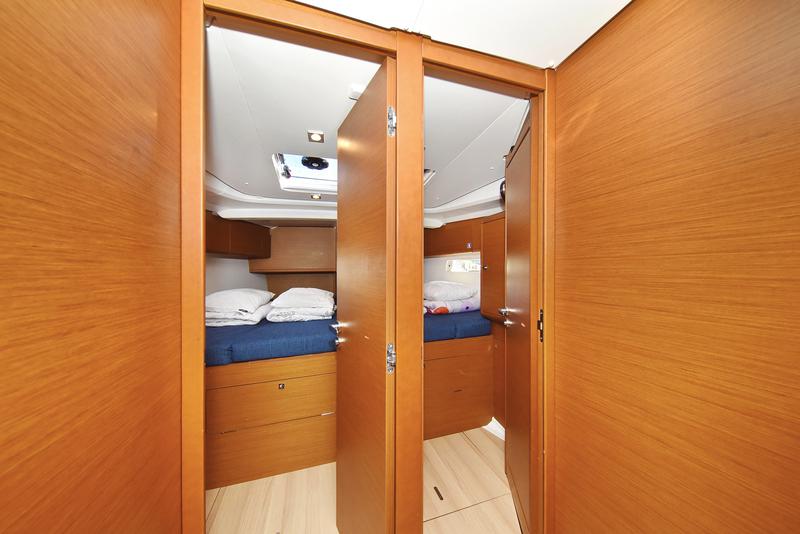 Book yachts online - sailboat - Sun Odyssey 519 - Bora - rent