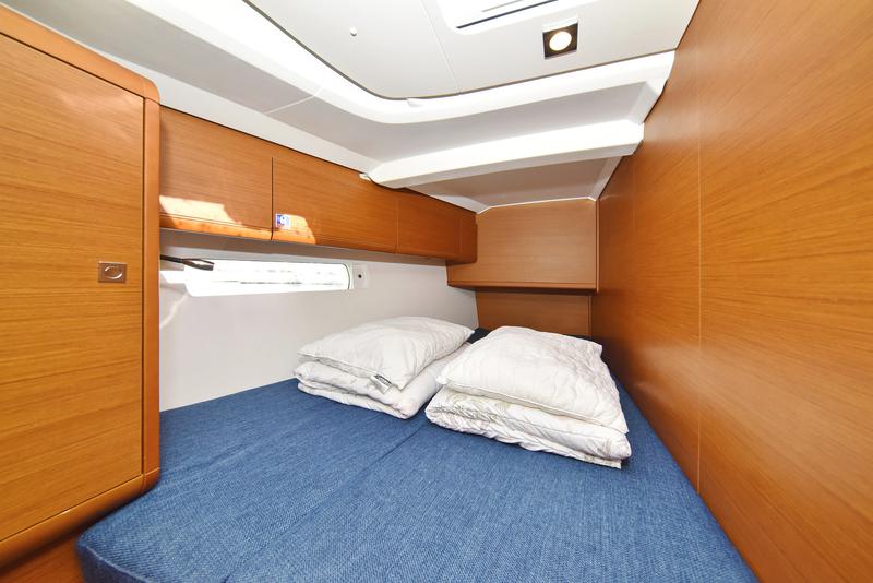 Book yachts online - sailboat - Sun Odyssey 519 - Bora - rent