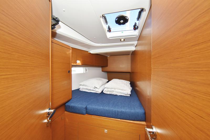 Book yachts online - sailboat - Sun Odyssey 519 - Bora - rent