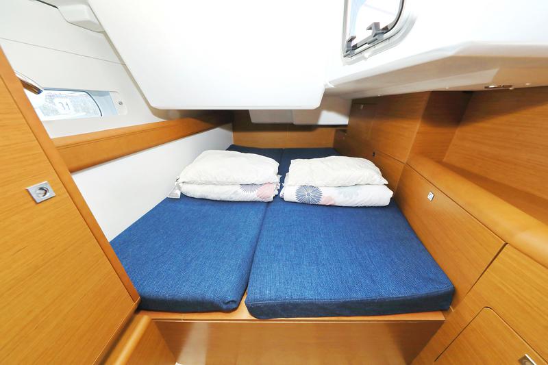 Book yachts online - sailboat - Sun Odyssey 519 - Bora - rent
