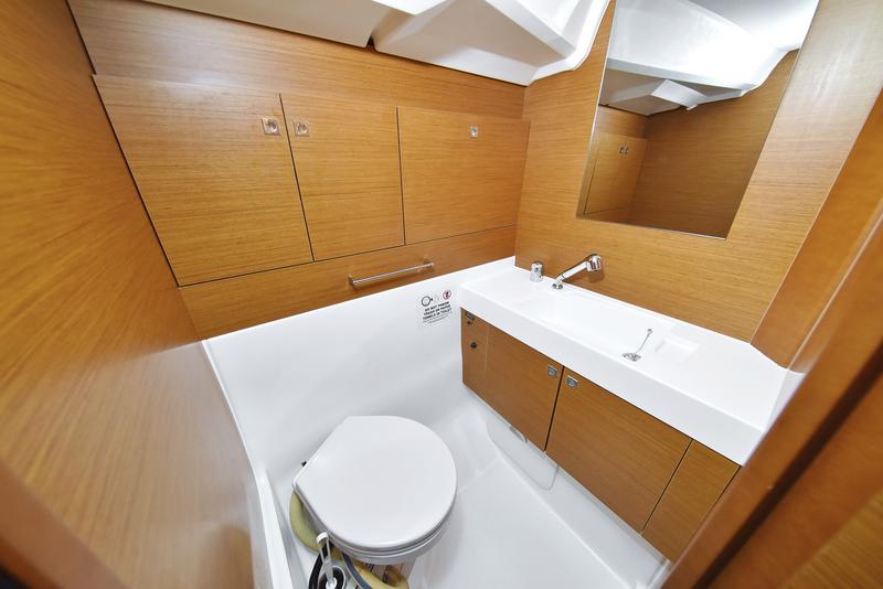 Book yachts online - sailboat - Sun Odyssey 519 - Bora - rent