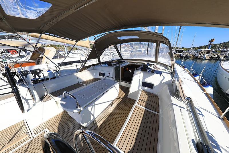 Book yachts online - sailboat - Sun Odyssey 519 - Bora - rent