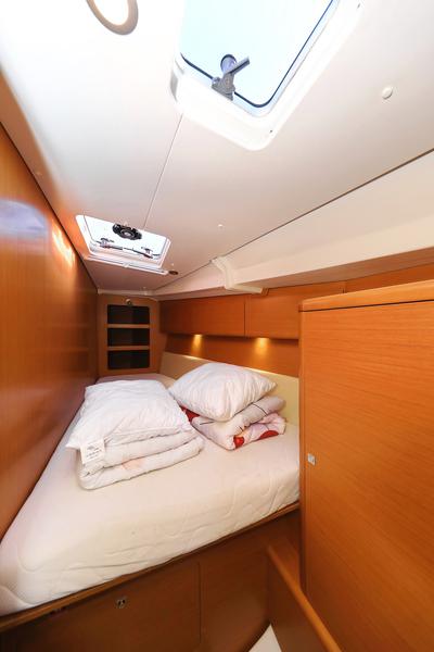 Book yachts online - sailboat - Sun Odyssey 44 i - Sveamare - rent
