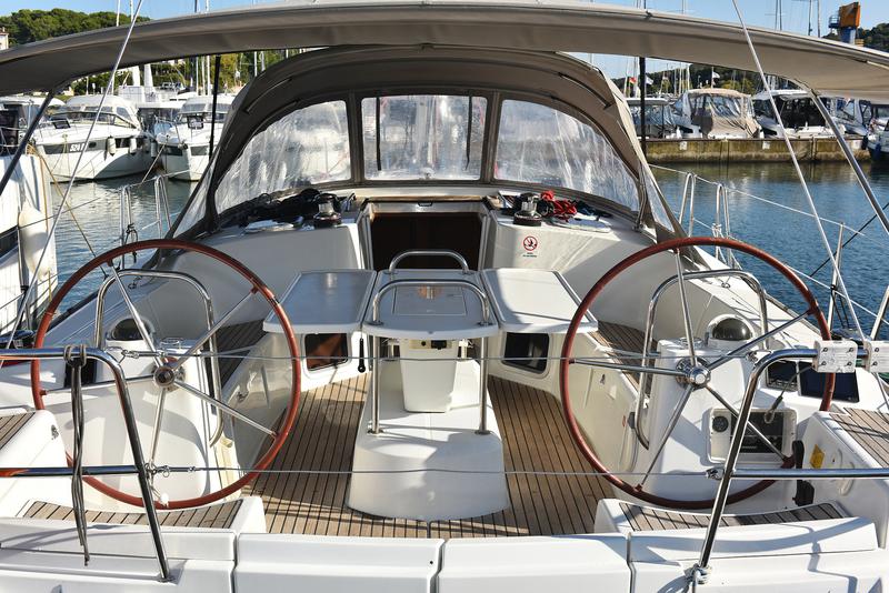 Book yachts online - sailboat - Sun Odyssey 44 i - Sveamare - rent