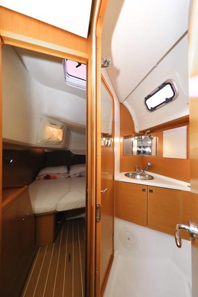 Book yachts online - sailboat - Sun Odyssey 44 i - Sveamare - rent