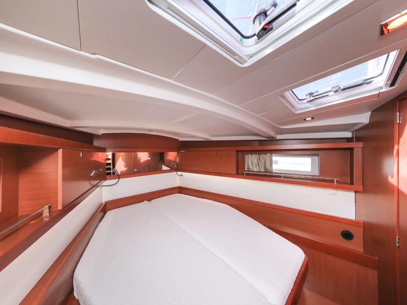 Book yachts online - sailboat - Oceanis 45 - Lighea - rent