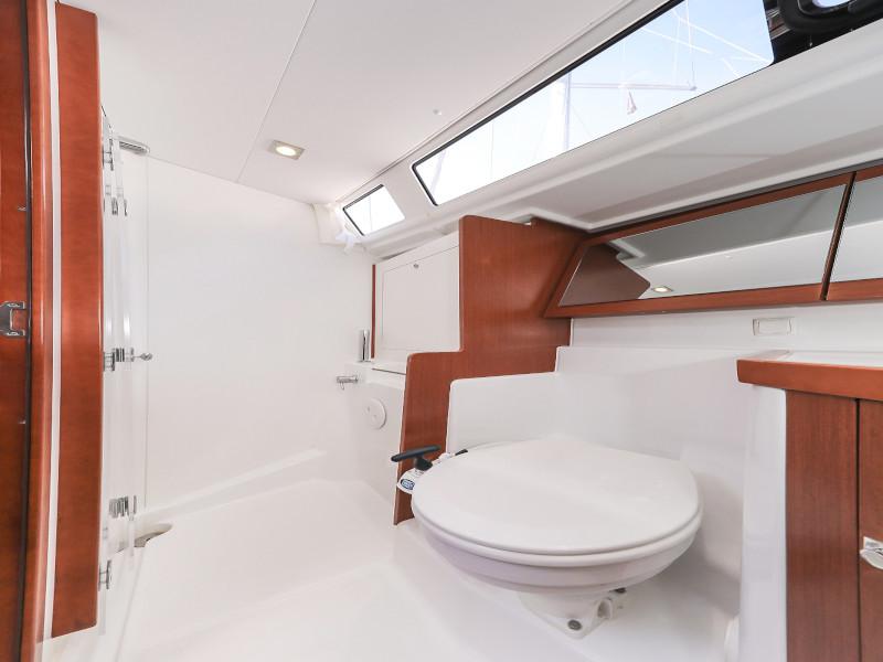 Book yachts online - sailboat - Oceanis 45 - Lighea - rent