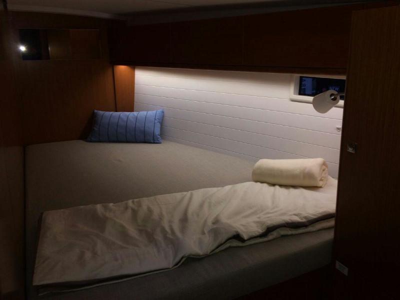 Book yachts online - sailboat - Bavaria Cruiser 46 (8+2 berths) - Vittoria - rent